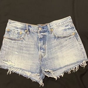 NWT Levi’s Jean Shorts
